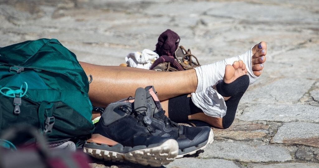 10 consejos esenciales para cuidar tus pies en el camino de santiago