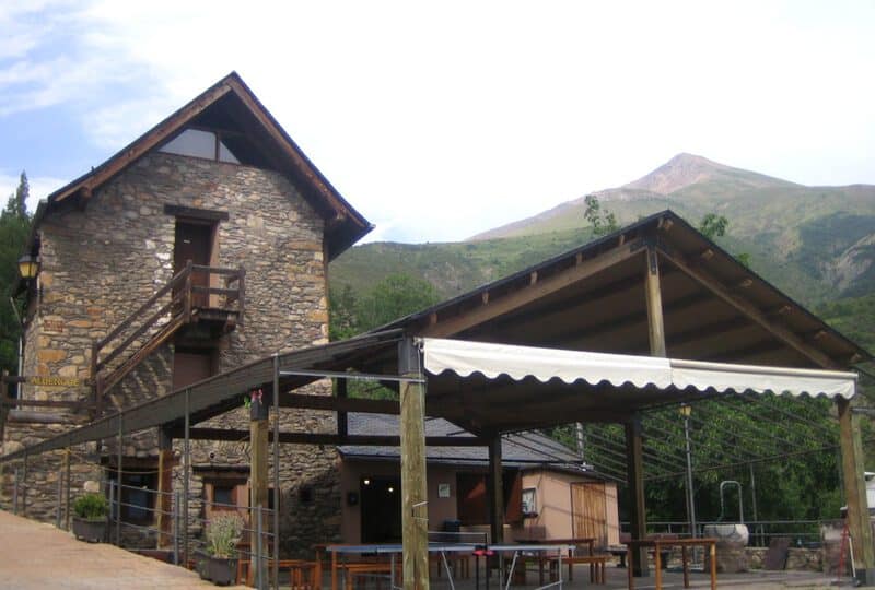 albergue de liri castejon de sos benasque
