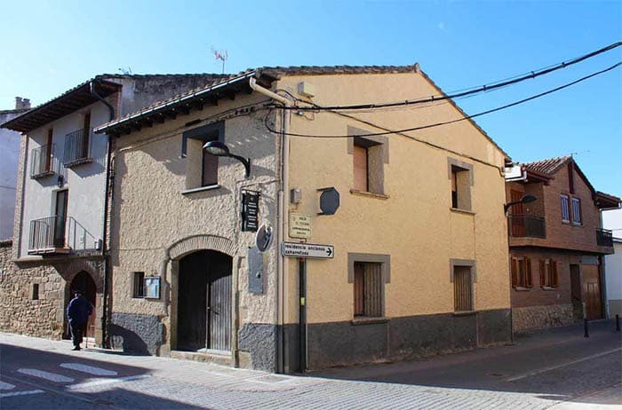 albergue del peregrino sanguesa