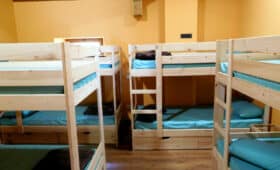 albergue la escuela fasgar