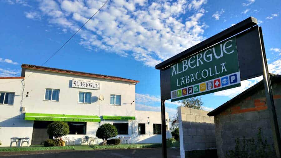 albergue lavacolla peregrinos