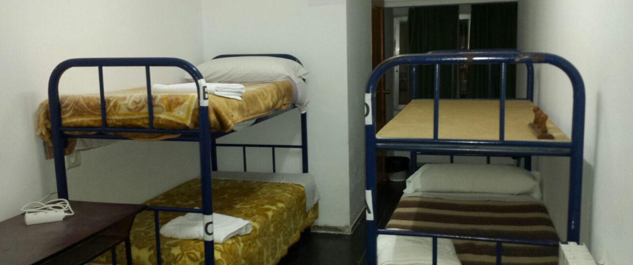 albergue provisional refugio temporal para quienes lo necesitan