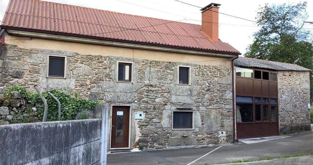 albergue santa lucia de olveiroa