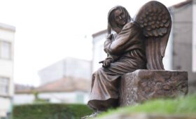 caracteristicas distintivas de la escultura en el camino de santiago