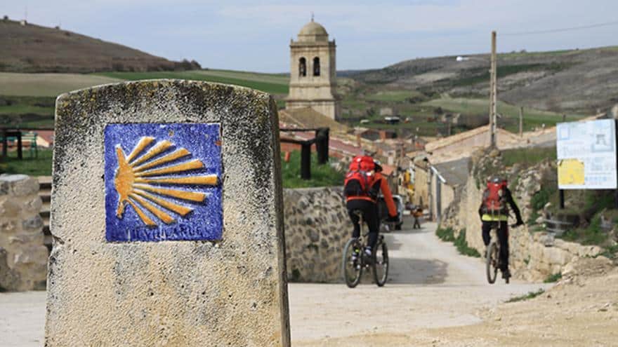 ciclistas cuantos dias necesitas para completar el camino de santiago en bici