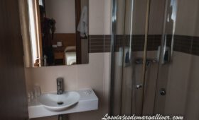 duchas de agua caliente en albergues del camino de santiago comodidades esenciales