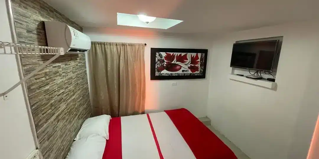 hostal amiel
