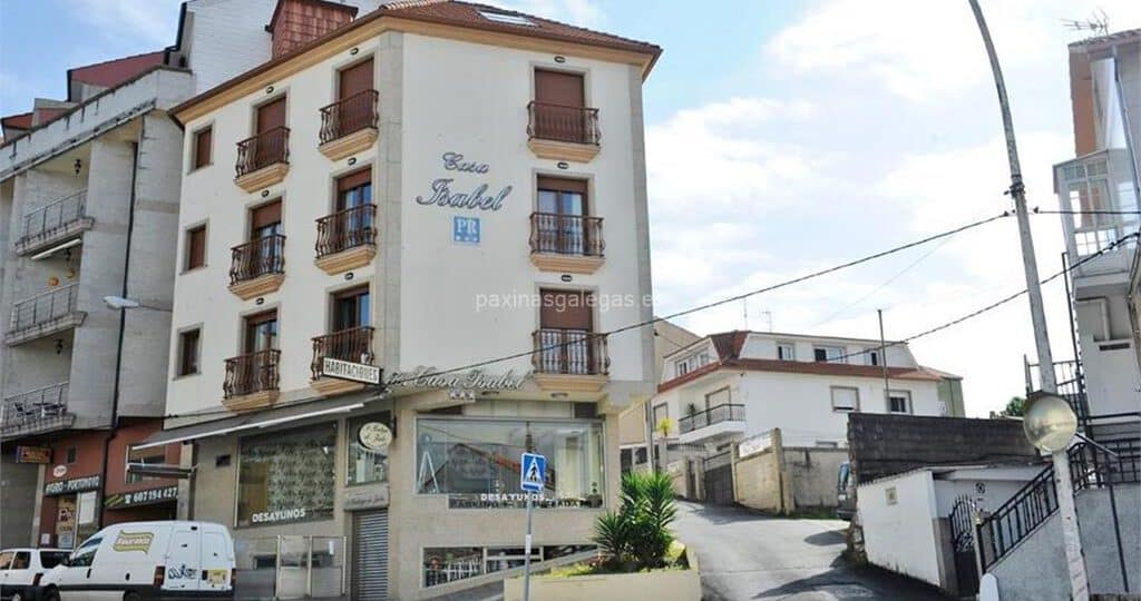 hostal isabel sanxenxo