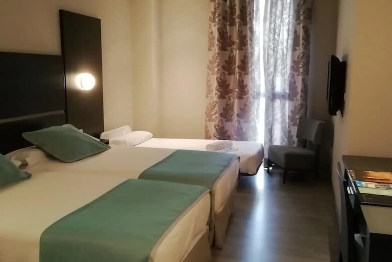 hostal residencia pinera