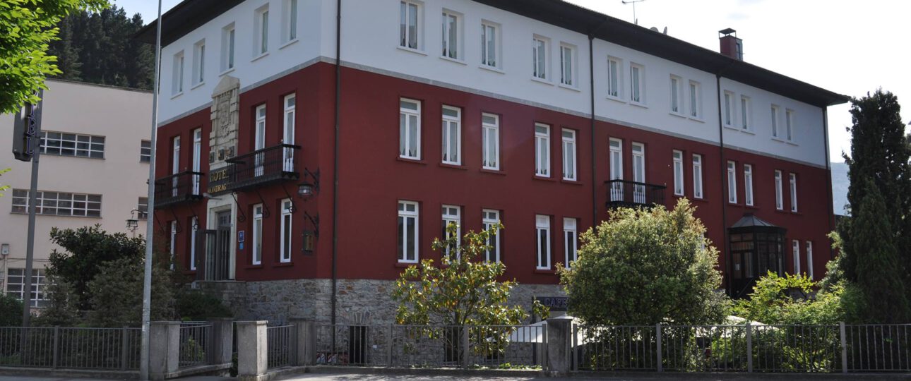 hotel mondragon