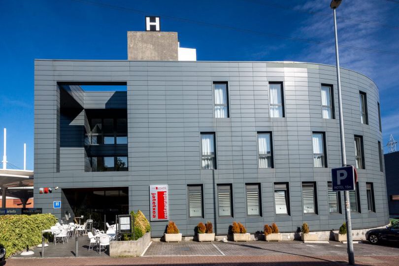 hotel ortuella