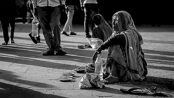 ¿Qué se está haciendo para ayudar a las personas sin hogar?