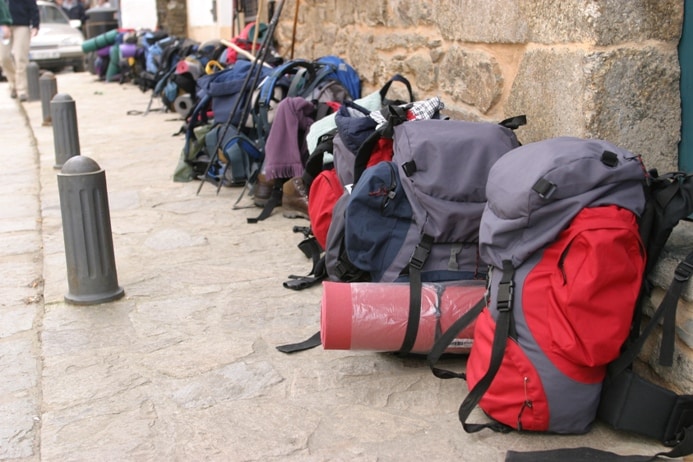 transporte de mochilas en albergues del camino de santiago funcionamiento